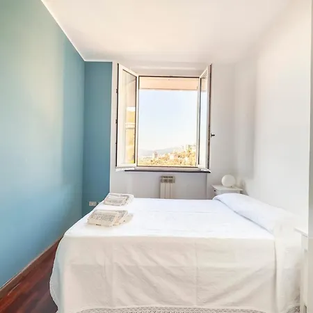 Apartment Between Mare, Monti & Gaslini Genoa